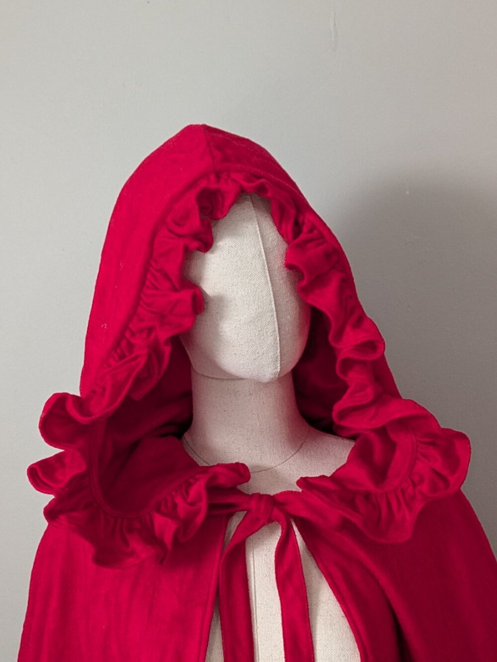 Red Riding Hood Cloak Handmade - Picture 7 of 10